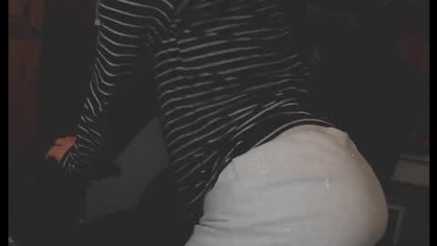 Snapshot of notyourfemboi chatting on 02-19-25, 11:17 Lucy online show from 02-19-25, 11:17