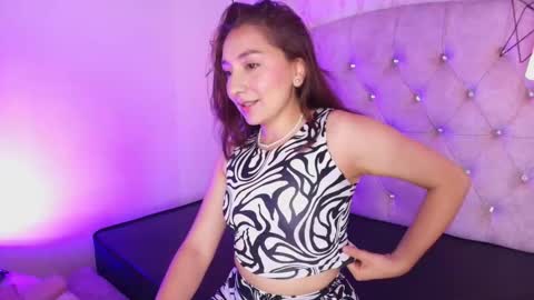 V A L E R Y  online show from 03-02-26, 03:08