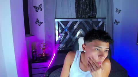 Snapshot of nova_sex1 chatting on 06-15-26, 10:45 nova online show from 06-15-26, 10:45