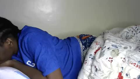 novaah online show from 04-11-26, 02:38