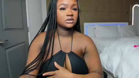 Snapshot of novacandy chatting on 03-20-26, 01:16 Nova online show from 03-20-26, 01:16