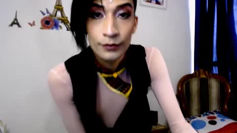 Snapshot of novanyx11 chatting on 02-12-25, 08:07 Nova... online show from 02-12-25, 08:07