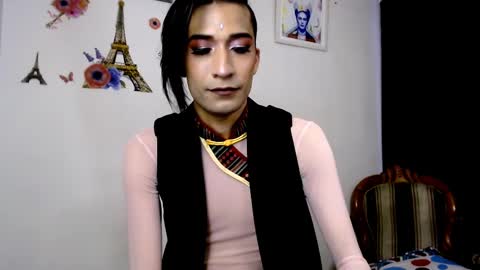Snapshot of novanyx11 chatting on 02-12-25, 11:09 Nova... online show from 02-12-25, 11:09