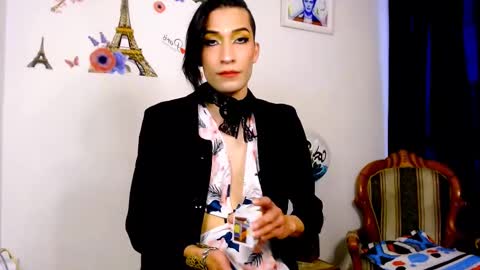 Snapshot of novanyx11 chatting on 02-13-25, 10:54 Nova... online show from 02-13-25, 10:54