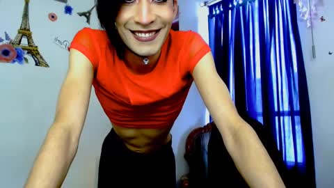 Snapshot of novanyx11 chatting on 03-05-25, 09:04 Nova... online show from 03-05-25, 09:04