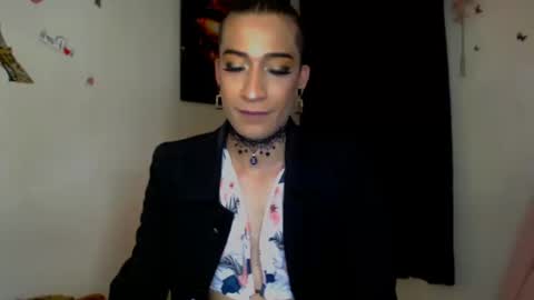 Snapshot of novanyx11 chatting on 09-19-25, 11:16 Nova... online show from 09-19-25, 11:16