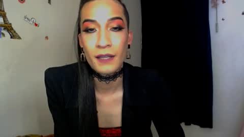 Snapshot of novanyx11 chatting on 09-24-25, 08:12 Nova... online show from 09-24-25, 08:12