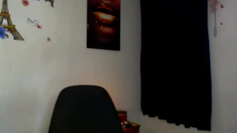 Snapshot of novanyx11 chatting on 09-25-25, 09:51 Nova... online show from 09-25-25, 09:51