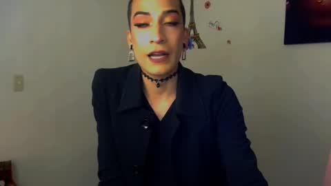 Snapshot of novanyx11 chatting on 09-30-25, 10:04 Nova... online show from 09-30-25, 10:04