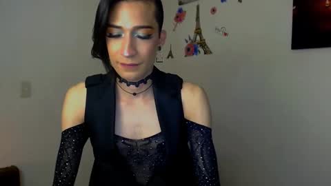 Snapshot of novanyx11 chatting on 10-02-25, 10:39 Nova... online show from 10-02-25, 10:39