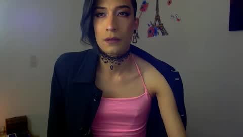 Snapshot of novanyx11 chatting on 10-04-25, 09:35 Nova... online show from 10-04-25, 09:35