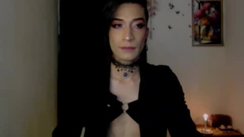 Snapshot of novanyx11 chatting on 11-19-25, 10:10 Nova... online show from 11-19-25, 10:10