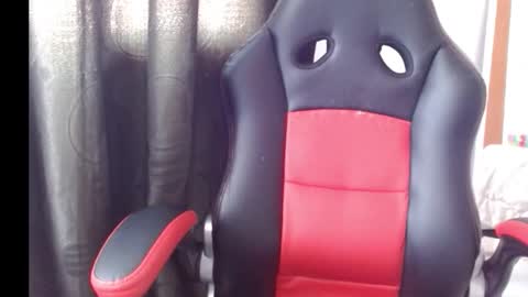 Snapshot of novaperotti chatting on 10-05-25, 09:02 novaperotti online show from 10-05-25, 09:02