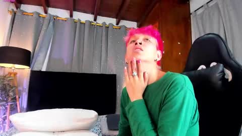 Snapshot of novaybrian chatting on 02-25-25, 05:30 NovayBrian online show from 02-25-25, 05:30