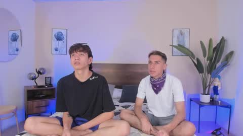 Snapshot of novaybrian chatting on 10-04-25, 04:54 NovayBrian online show from 10-04-25, 04:54