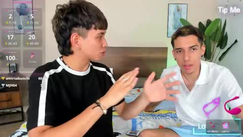 Snapshot of novaybrian chatting on 11-14-25, 10:14 NovayBrian online show from 11-14-25, 10:14