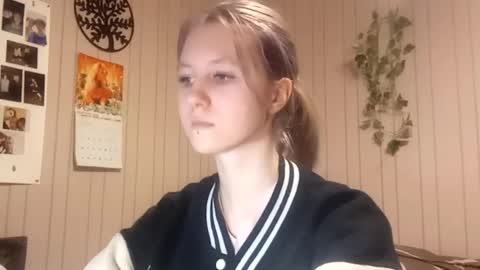 Sari  It is my first day  online show from 03-02-26, 03:19