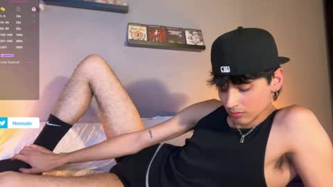 Snapshot of noxnude chatting on 04-27-26, 10:41 noxnude online show from 04-27-26, 10:41
