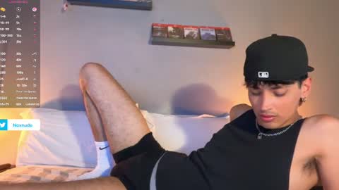 Snapshot of noxnude chatting on 06-11-26, 10:30 noxnude online show from 06-11-26, 10:30