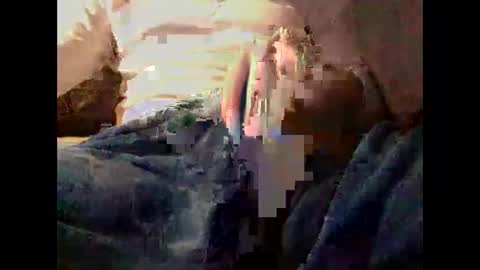 Noxukau online show from 09-30-25, 12:04