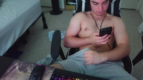 nsfwlogan50 online show from 05-27-26, 05:54