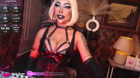 Snapshot of nswcunt chatting on 01-10-26, 02:02 QUEEN MIRAHH online show from 01-10-26, 02:02