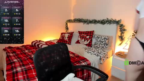 Snapshot of nudenansy chatting on 01-21-25, 10:19 Nansy online show from 01-21-25, 10:19