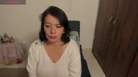 nuit_rose online show from 04-08-26, 01:05