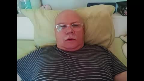 Snapshot of nukiss chatting on 09-18-25, 12:18 nukiss online show from 09-18-25, 12:18