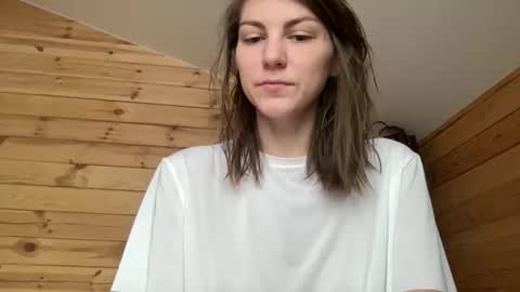 Snapshot of nursedoll chatting on 10-24-25, 02:30 Ema online show from 10-24-25, 02:30