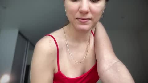 Snapshot of nursedoll chatting on 06-23-26, 01:20 Ema online show from 06-23-26, 01:20
