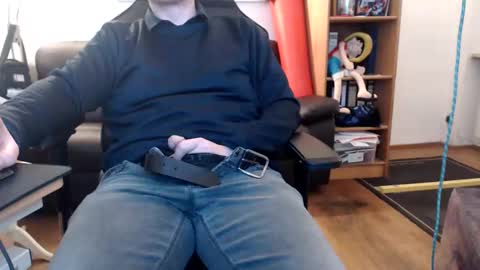 nursefan online show from 12-04-24, 05:44