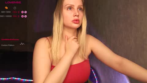 Snapshot of nutcrewlove chatting on 10-14-25, 08:20 WEELCOMEEEEEEEEEE online show from 10-14-25, 08:20