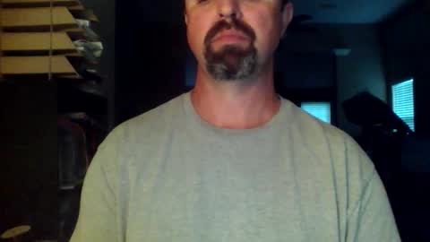 nvrenuff1979 online show from 04-01-26, 11:33