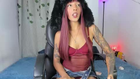 Snapshot of nya_brown chatting on 01-07-26, 09:28 Nya online show from 01-07-26, 09:28