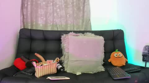 Snapshot of nyalgasai1 chatting on 02-25-25, 05:41 Nia online show from 02-25-25, 05:41