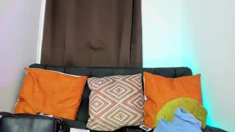 Snapshot of nyalgasai1 chatting on 09-16-25, 11:06 Nia online show from 09-16-25, 11:06