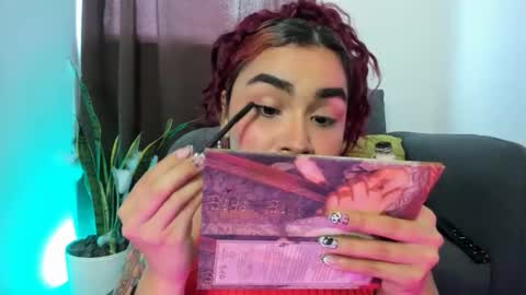 Nia online show from 10-27-25, 08:35