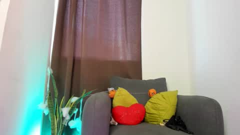 Nia online show from 11-01-25, 10:01