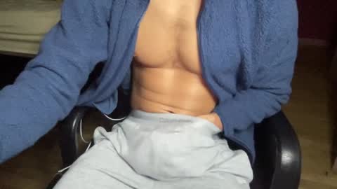 Snapshot of nyc2100 chatting on 01-08-25, 04:55 Your HOTBF online show from 01-08-25, 04:55