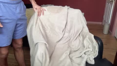 Snapshot of nyc2100 chatting on 01-23-25, 06:14 Your HOTBF online show from 01-23-25, 06:14