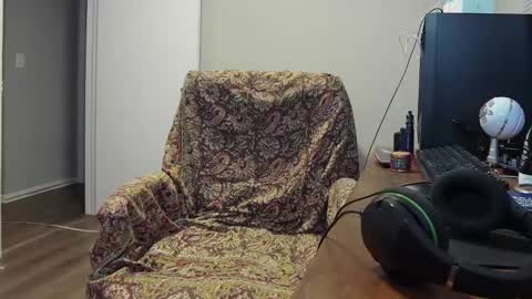 Snapshot of nyctophilic chatting on 02-09-25, 10:53 Nyctophilic online show from 02-09-25, 10:53