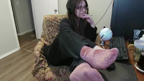 Snapshot of nyctophilic chatting on 10-21-25, 03:29 Nyctophilic online show from 10-21-25, 03:29