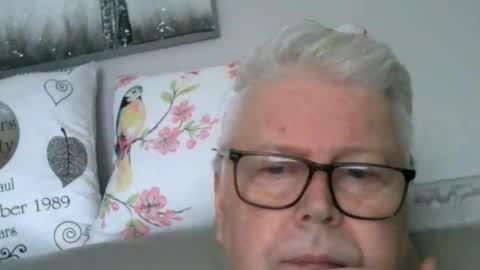 Snapshot of nylonlegs69 chatting on 02-27-26, 02:17 stockings suspenders mad online show from 02-27-26, 02:17