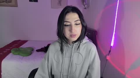 Snapshot of nymph_frida chatting on 12-06-24, 12:05 Frida online show from 12-06-24, 12:05