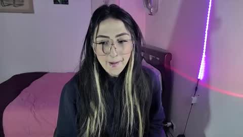 Snapshot of nymph_frida chatting on 01-16-25, 06:56 Frida online show from 01-16-25, 06:56