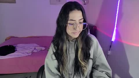 Snapshot of nymph_frida chatting on 02-07-25, 05:31 Frida online show from 02-07-25, 05:31