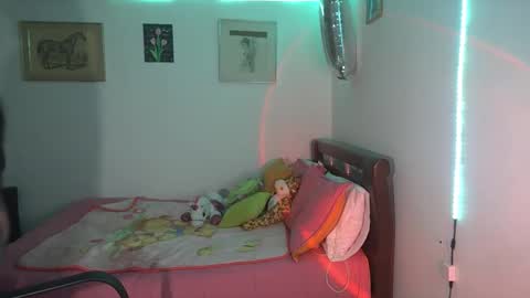 Snapshot of nymph_frida chatting on 09-09-25, 03:39 Frida online show from 09-09-25, 03:39