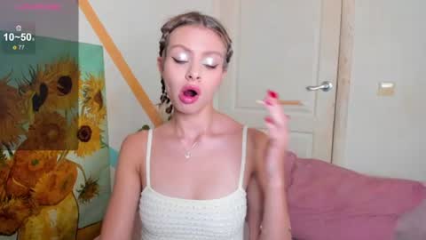 Snapshot of nymphobabee chatting on 07-18-26, 03:49 crystal 3 online show from 07-18-26, 03:49