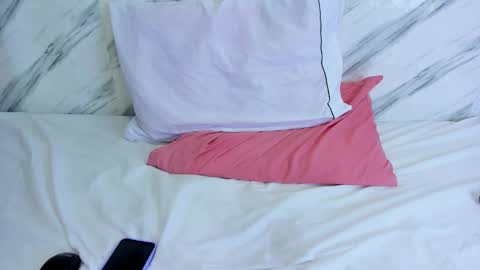 xionela gates online show from 01-24-25, 12:09